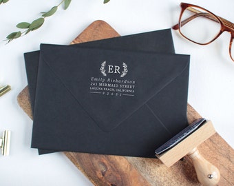 Custom Adress Stamp / Custom Stamp for Wedding Invitations / Family Name Adress Stamp / Custom Gift / Customized Gift Calligraphy Lettering