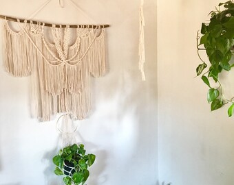 Bohemian Jungalow Macrame Wall Hanging | Free Shipping! | Boho