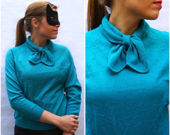 Preppy Vintage 1980's Teal Blue Pullover Sweater with Neck Scarf by Captions | Small
