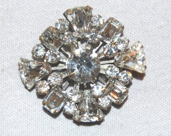 Antique C Clasp Brooch / Clear / Sparkling / Rhinestone / Silver Tone / old jewelry