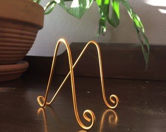 50 pk Large GOLD MINI Easel Holder for 5" x 7" Table Name Holders Photo Card Art Holder Place Card Business Card Promotion Display