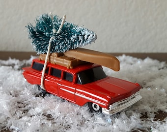 Vintage Collectible Matchbox 1959 Chevy Wagon Bottlebrush Tree Christmas Ornament