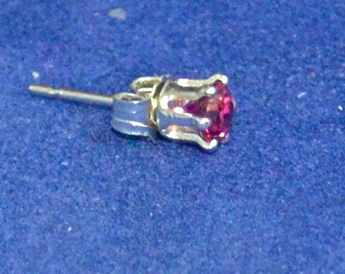 Man's Pink Tourmaline Stud, 4mm Round, Natural, Set in Sterling Silver E1002M