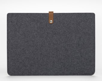 Felt and Leather MacBook Pro 15 Retina Case - MacBook Sleeve - MacBook 15 Retina Cover - Felt MacBook Pro 15 Cover - Grey Felt Sleeve