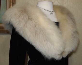GORGEOUS Fox Fur Stole Fur Collar