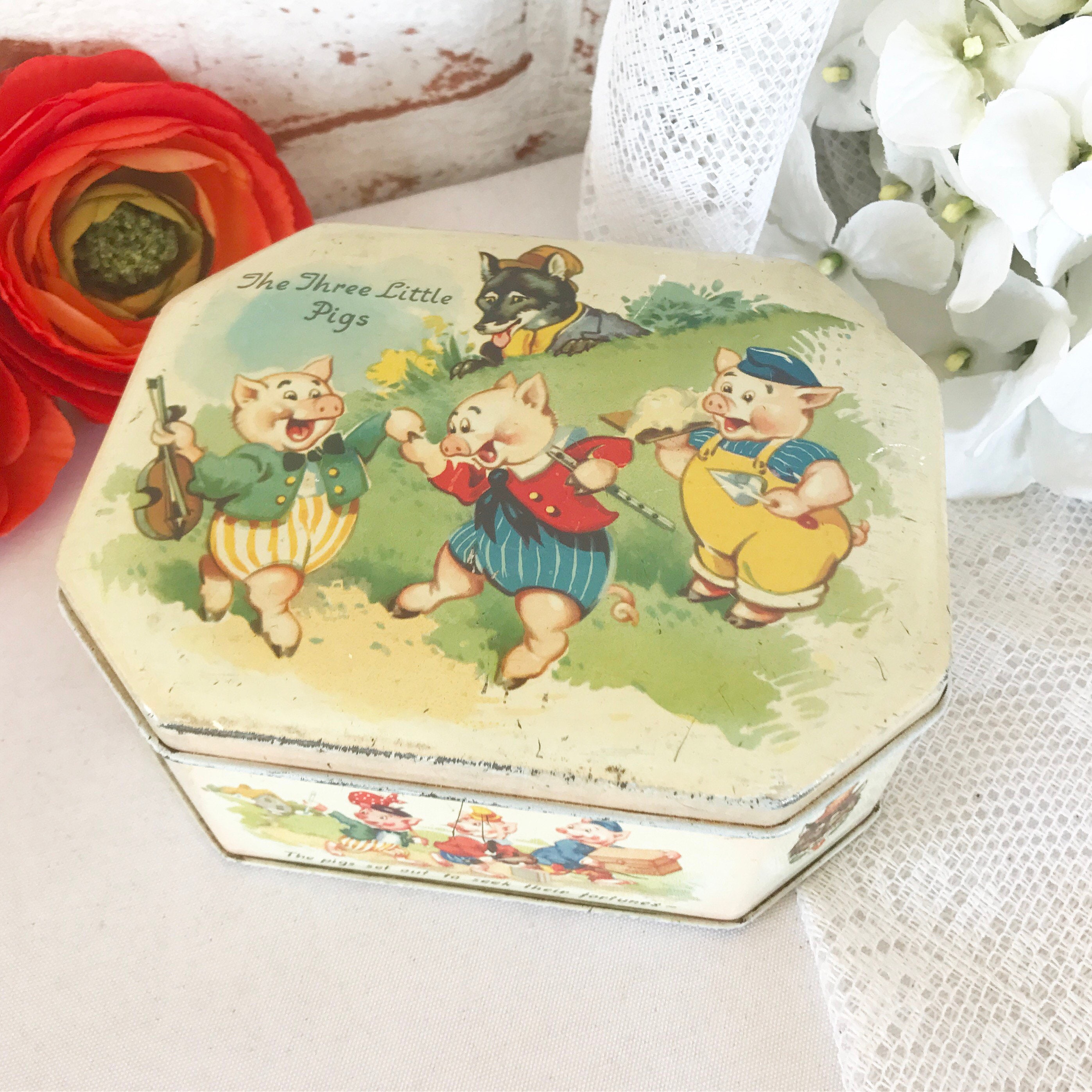 Charming Antique Three Little Pigs Tin Litho Box fairy tale