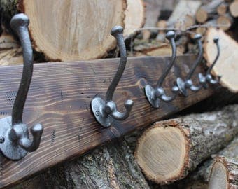 Rustic Coat Rack / Barnwood Coat Rack / Farmhouse Coat Rack / Distressed Wood / Shabby Chic / Country Farm / Coat Hook / Entryway Coat Rack