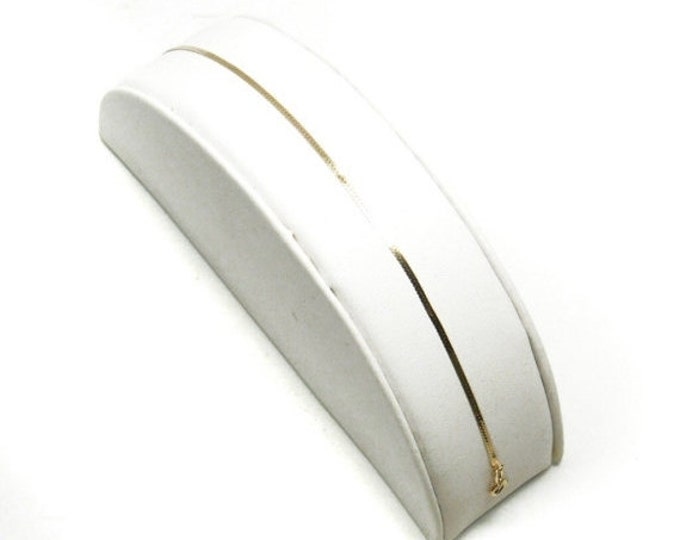 Storewide 25% Off SALE Vintage 14k Gold Ladies Designer Herringbone Bracelet Featuring Petite Braided Style Finish