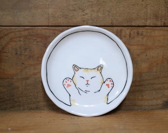 Hand made & animal painted Versatile dish - Soap Dish - Jewelry plate - Ceramic saucer - Cute serving - Cat dish
