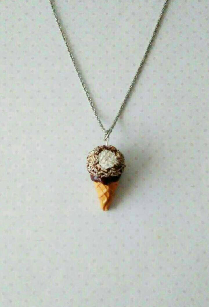 Vanilla Drumstick necklace polymerclay