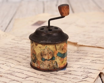 Tin wind up music box - Vintage music box - Antique wind up music box - Tin musical box - Vintage tin music box - Rare music box 50's