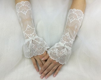 Bridal gloves, fingerless gloves, wedding gloves, arm warmers, lace gloves, ivory gloves, wedding cuffs, lace cuffs