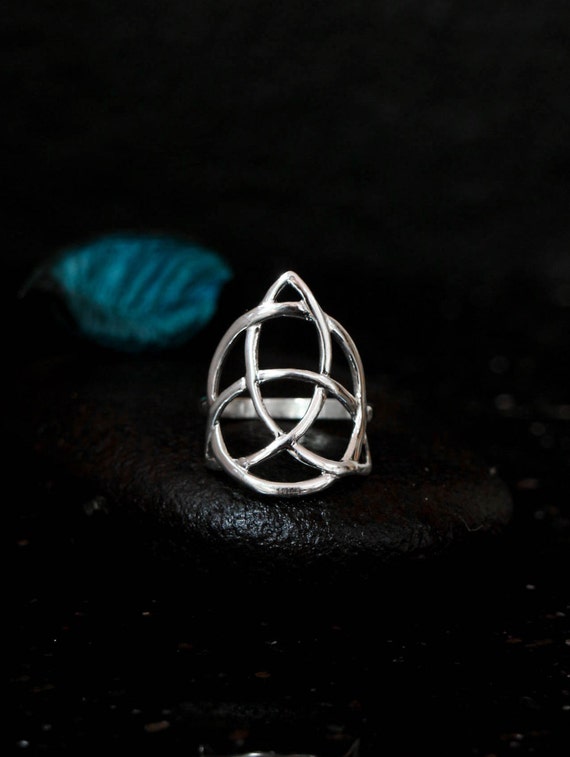 Celtic ring Trinity ring triquetra ring silver trinity knot
