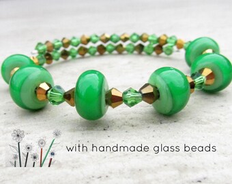 Womens Bracelet, Emerald Green, Glass Bead Bracelet, Green Beads, Adjustable Bracelet, Handmade Lampwork Glass Bead, Womens Bracelet Gift