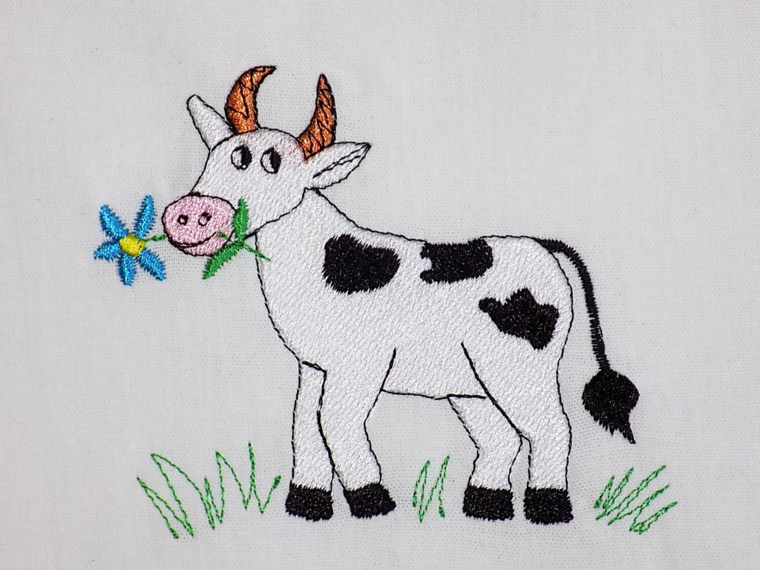Download Cow embroidery design. Calf embroidery design