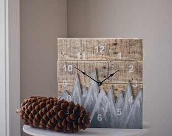 ORIGINAL Reclaimed Pallet Wood Wall Clock (MOUNTAIN EDITION)