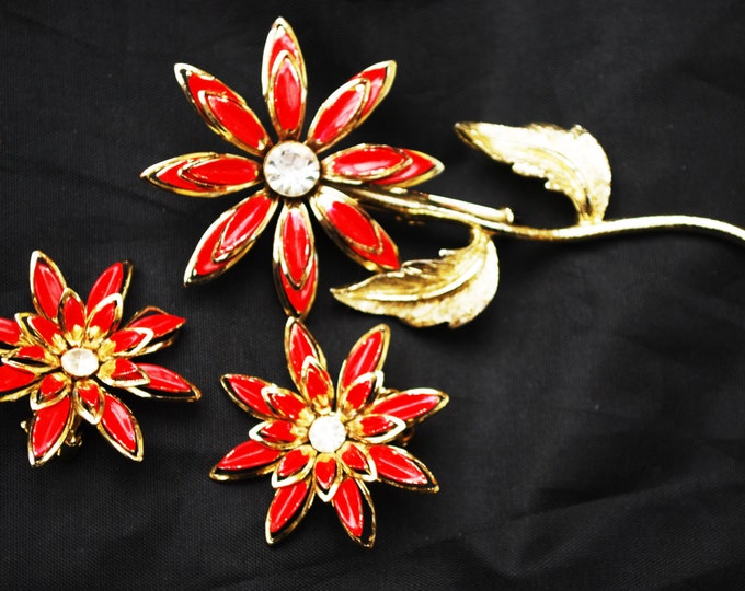 Enamel Flower Brooch earring set - orange red gold metal - Clear Rhinestone - Mid Century