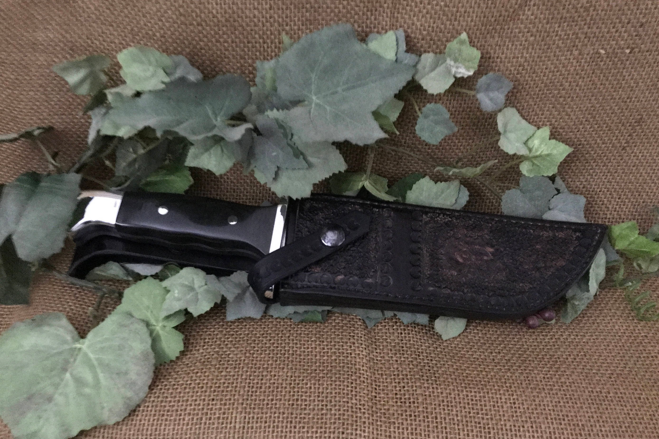 Extra Large Knife Sheath for Larger Knives
