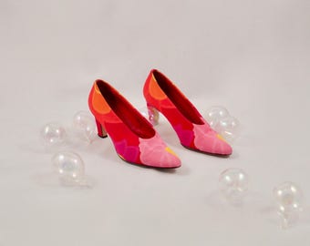 flourish MONDI bright floral fabric pumps 8 / 38.5 heels / vintage 90s pumps / statement heels / floral neon heels / pointed toe pumps