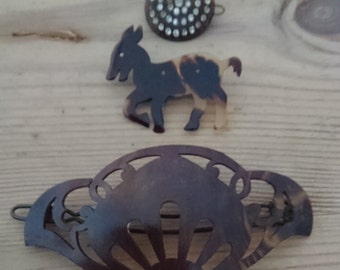 Vintage Faux tortoiseshell hair ornaments and one brooch
