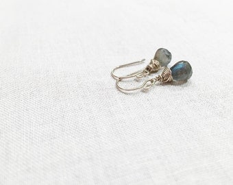 White Gold Labradorite Drops - 14k White Gold Fill Wire Wrapped Blue Flash Labradorite Briolette Earrings Simple Small Blue Gray Gemstone