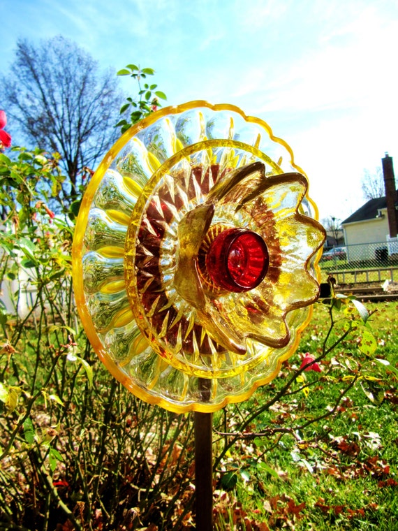 glass garden art flower yard art art glass garden