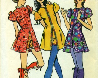 Simplicity 9544 JIFFY Mini Dress with Short Shorts Bust 32 VINTAGE 1970s c. 1971