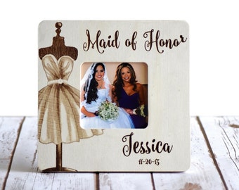 Personalized Maid of Honor Frame Custom Wedding Frame- Bridesmaid gifts- Maid of Honor Gifts- Wood Engraved Frame- Rustic Wedding Frame