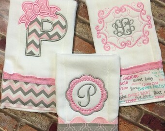 Set of 3 personalized baby burp cloths