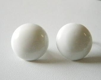 White Round Enamel Button Clip Earrings