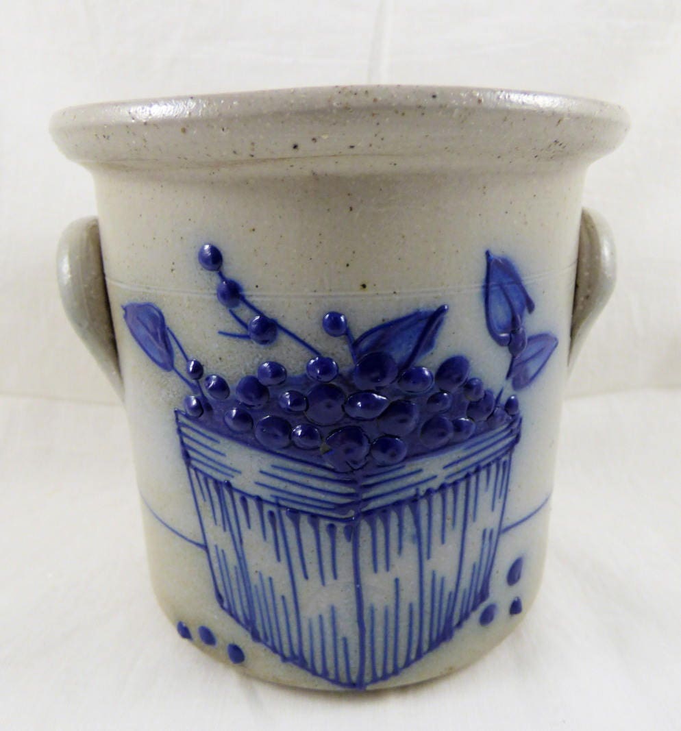 Salmon Falls Pottery Salt Glazed Stoneware Crock BLUEBERRY