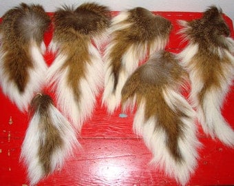 6 Deer Tails Great Condition 10 - 16 Inches Long Great For Crafts & More