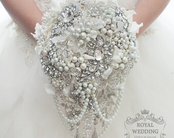 Cascading Wedding Bouquet Bridal Bouquet Brooch Bouquet Bridesmaids Bouquet Keepsake Bouquet Crystal Bouquet Jewelry Bouquet Pearls Bouquet