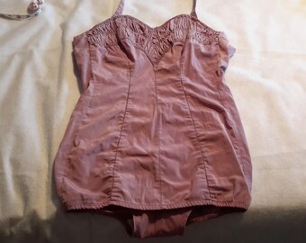 Vintage Rose Marie Reid Lavender Halter swimsuit Zipper Back