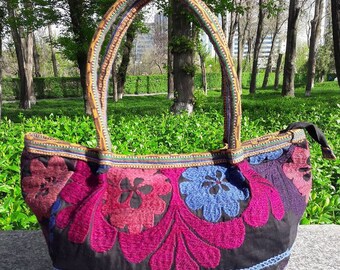 Free shipping!Suzani bag,handbag,hand embroidered from Uzbekistan