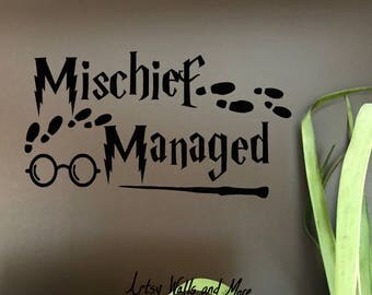 Mischief Managed Harry Potter wall vinyl decal Sticker quote Albus Dumbledore, Harry potter wall decal with footprints and glasses
