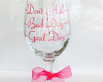 Personalized Wine Glasses, Custom Wine Glasses, Wine lover, Personalized Birthday Gift, Personalized Gift, Gift For Teacher, Wine Glasses