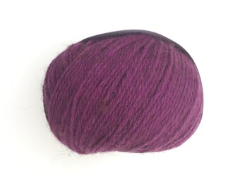 Zealana Rimu DK Fushia R10 60% Fine NZ Merino/40 Brushtail Possum Machine Washable, 128m=140y per 50g ball Performa Series Rimu Luxury Yarn