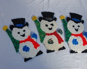 Vintage Melted Popcorn Plastic Set of Three Snowmen