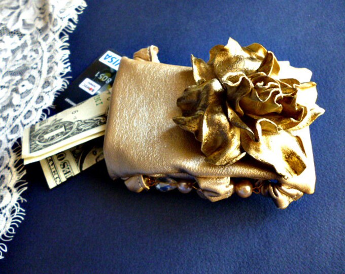 gold Flower pearl Bracelet for money purse secret Bridesmaid Corsage Wide Custom Wedding Rose Flowers Prom golden gift for her anniversary