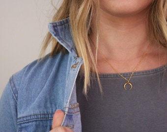 Gold Horn Necklace, Gold Moon Necklace, Horn Necklace, Moon Necklace, Gold Horn, Gold Moon, Silver Horn Necklace, Silver Horn, Silver Moon
