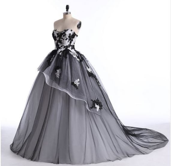 Wedding dress Princess grey black white with corset