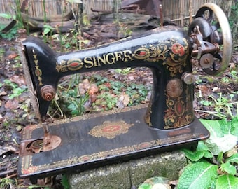 Beautiful antique Singer sewing machine yard art