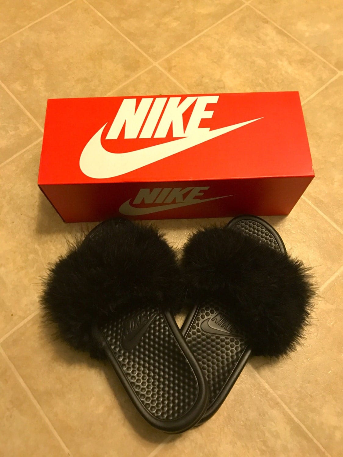 furry flip flops nike