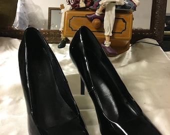 Black Heel
