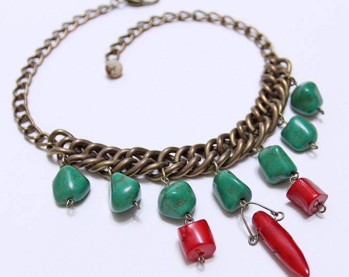 Vintage necklace, Multicolor gemstone beaded necklace, Bronze jewelry, Red and green necklace.
