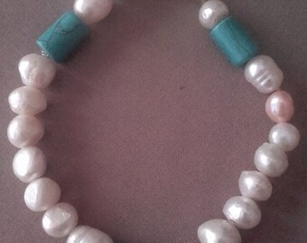Vintage bracelet with Pearl and turquoise pieces of recycling