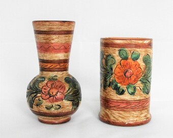 SALE! 2 Vintage Beautiful Italian Deruta vases.Deruta pottery.Hand made.Hand painted.