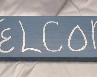 Coat/Hat/Scarf Rack - Welcome Sign