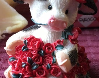 Mary Moo Moos 1997 Enesco Ador-A-Bull Kiss a Bull with Roses with box
